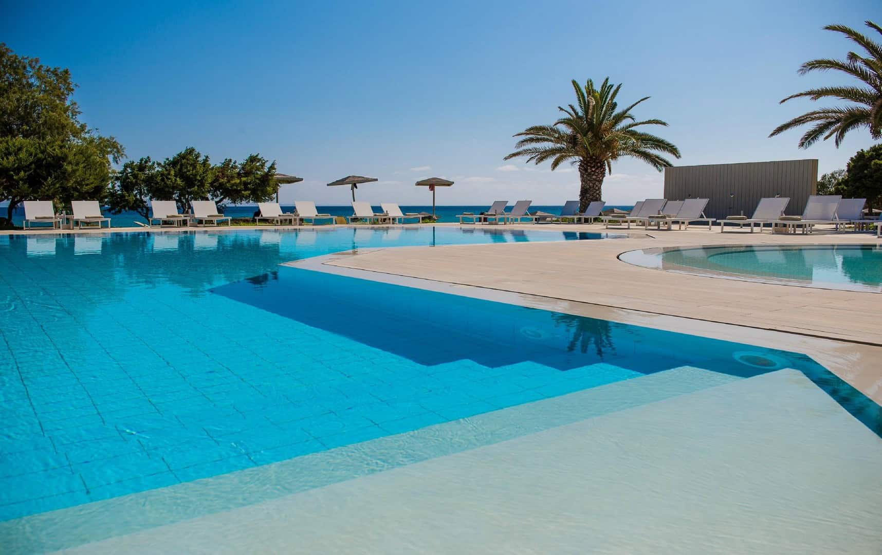 zakynthos the bay hotel and suites