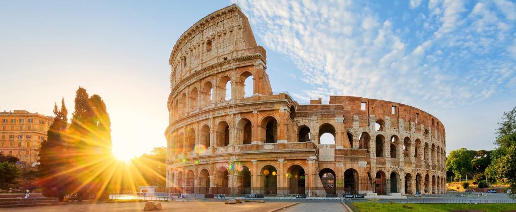 Colosseum - Best Things to Do in Rome - World Wild Schooling
