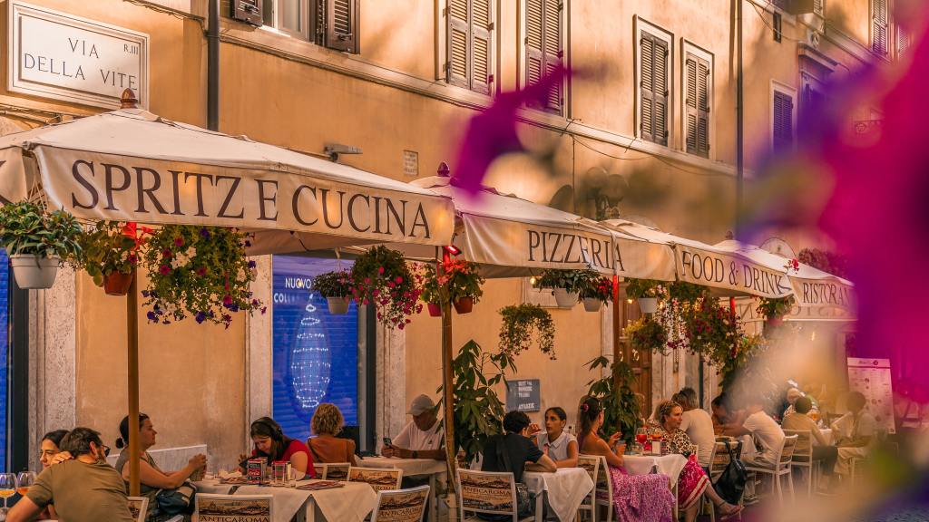 Trattoria in Rome - Best things to do in Rome - World Wild Schooling