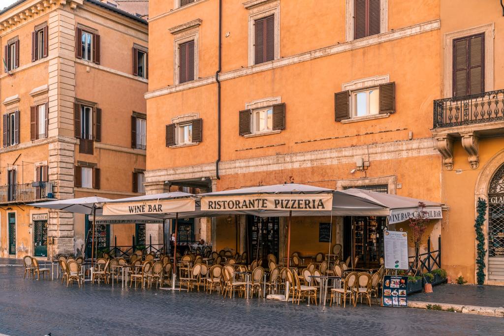 Restaurant in Rome - Best things to do in Rome - World Wild Schooling