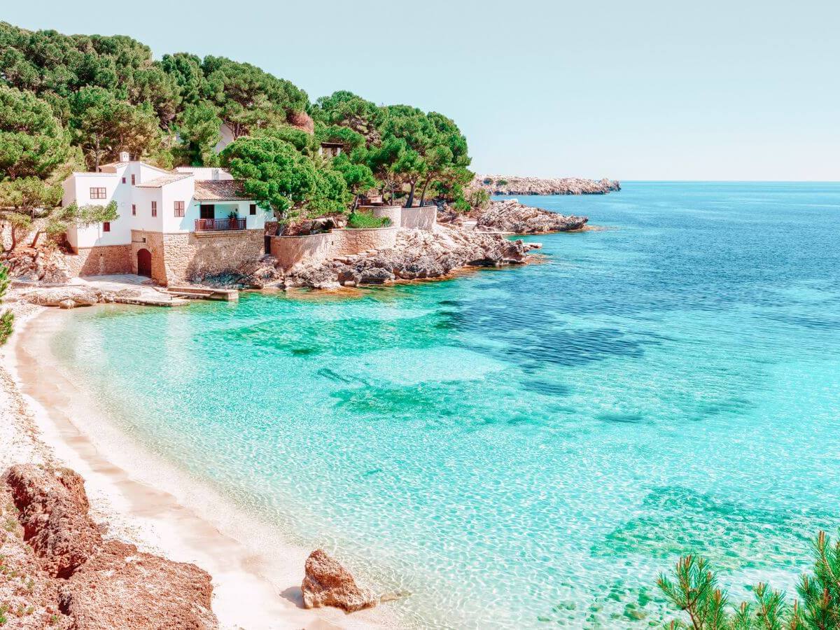 12 Hottest Countries in Europe for Endless Sunshine