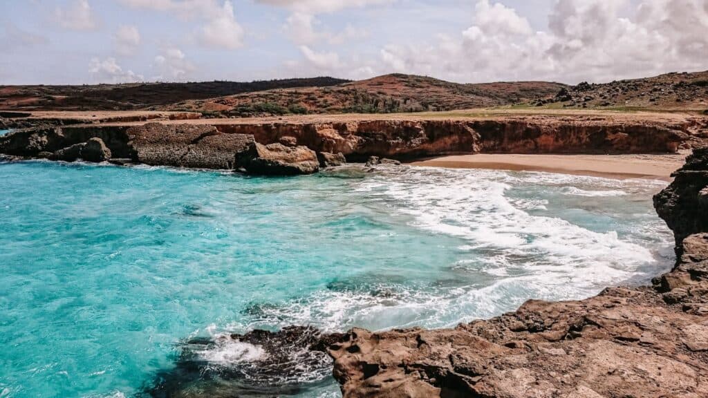 Hidden-Beaches-in-the-Caribbean_Andicuri-Beach-Aruba