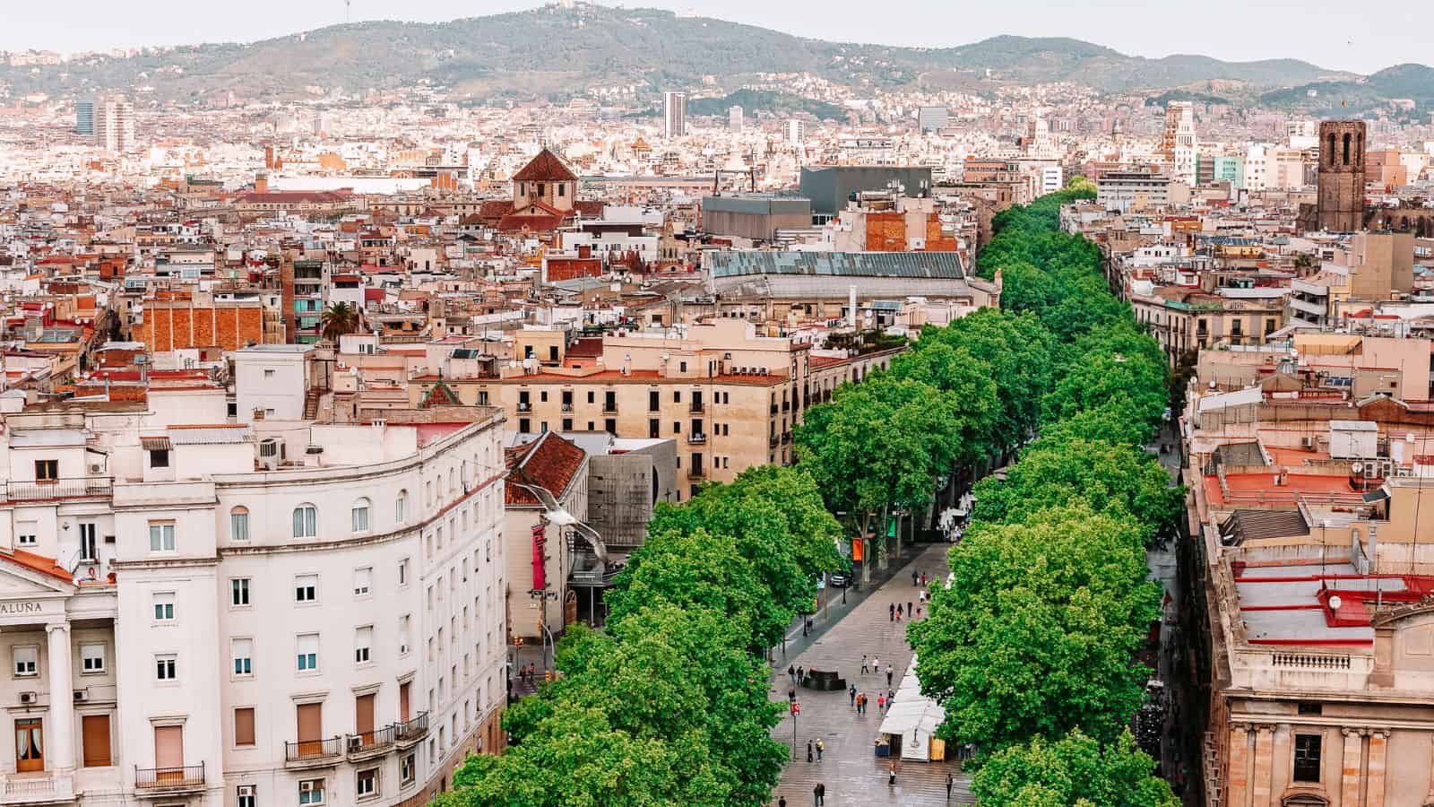 Barcelona_Las Ramblas_peresanz_AdobeStock_65001637 (1) Barcelona Las Ramblas