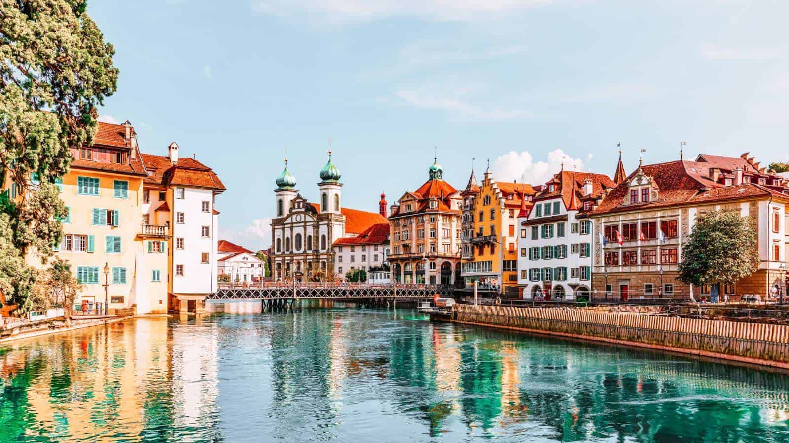European Lakeside Towns for a Peaceful Getaway Lucerne, Switzerland