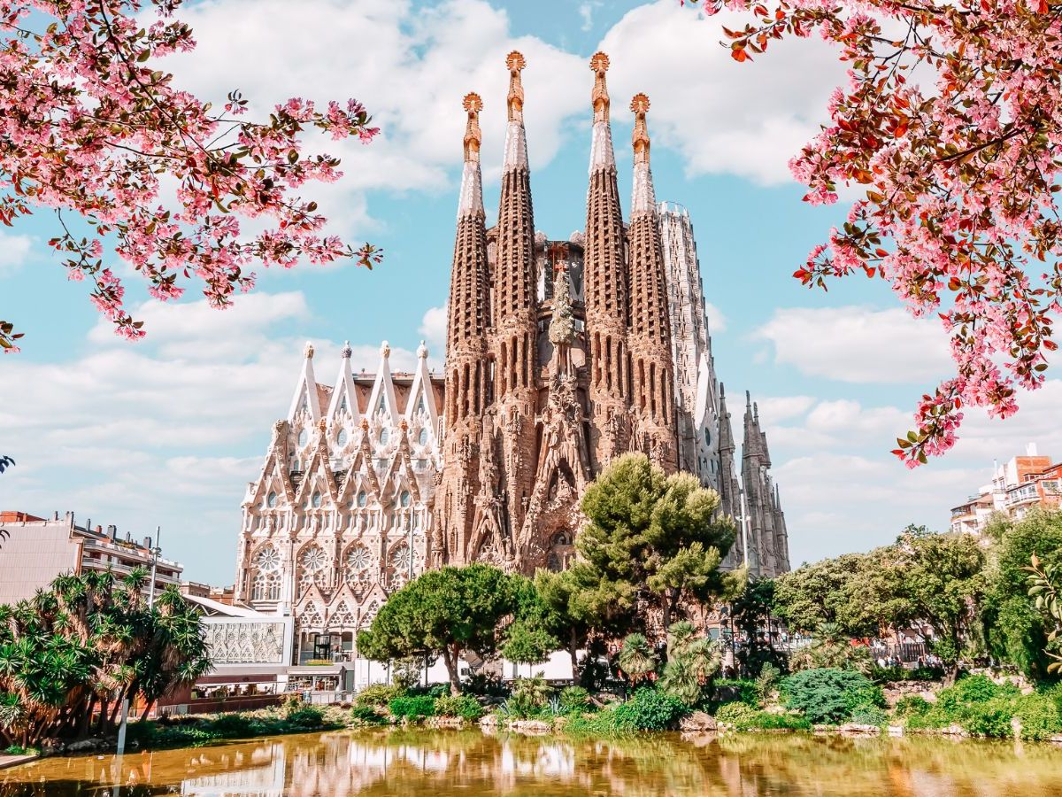 29+ Best Things To Do in Barcelona