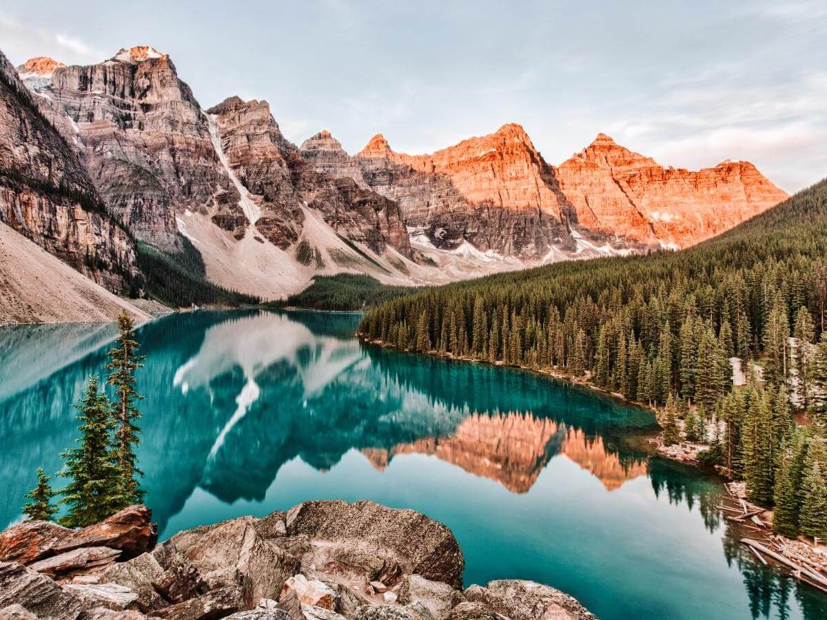 12 Picturesque Lakes That Are Worth Traveling For