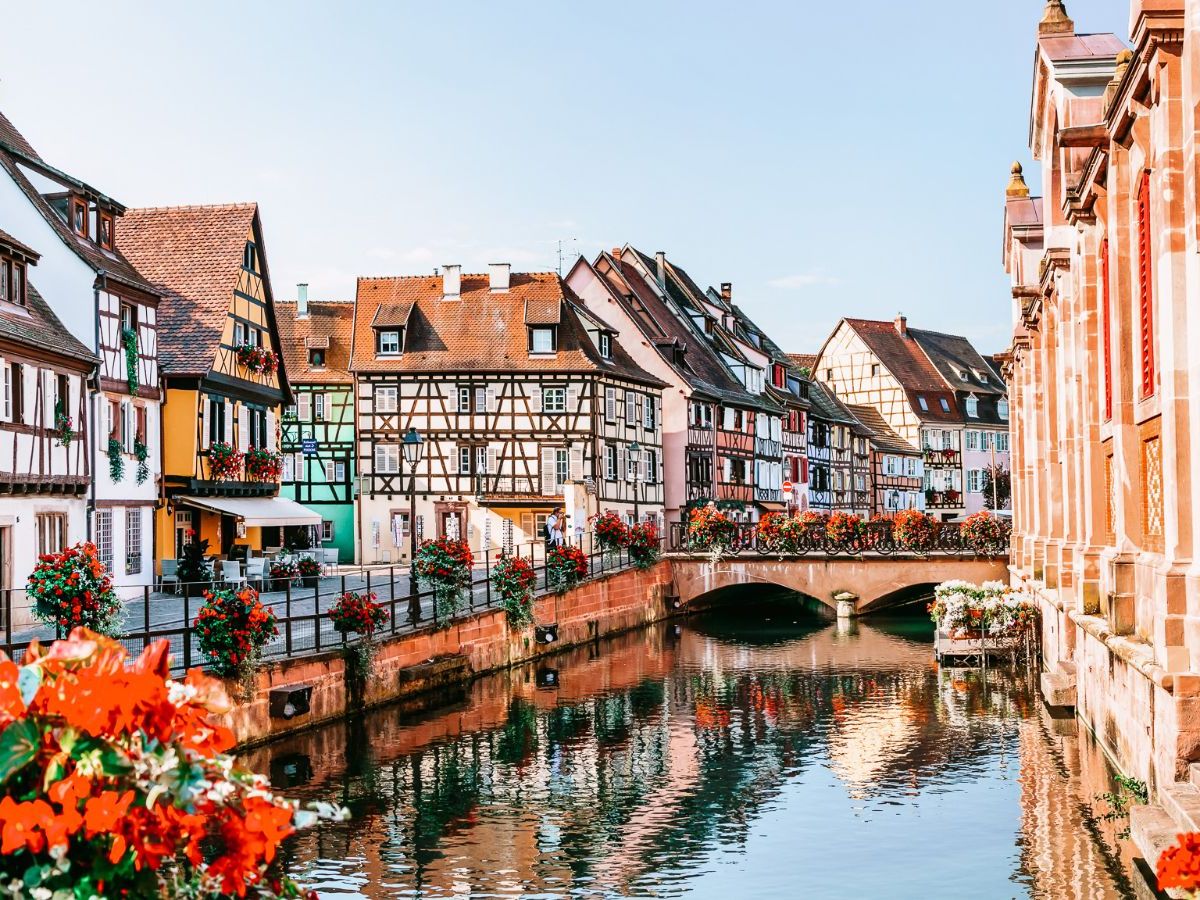 24 Small Towns Across the Globe That Are Straight Out of a Fairy Tale