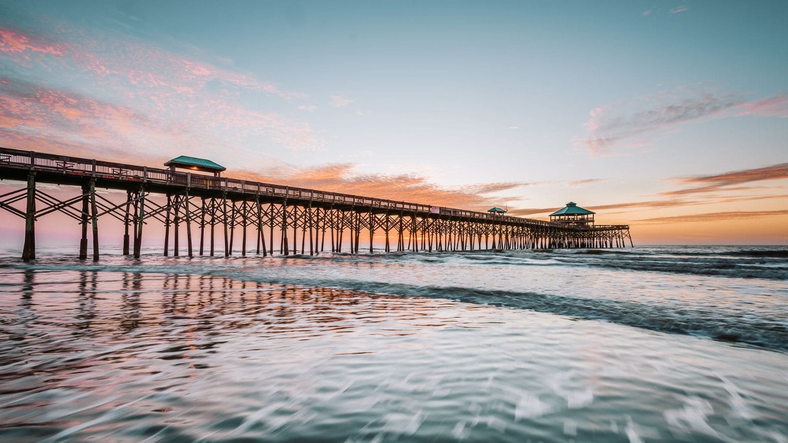 US Coastal Gems for a Breathtaking Beach Vacation Folly Beach, South Carolina