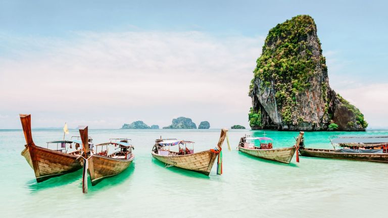 Ultimate Thailand Travel Guide for 2024 and Five Must-Visit Destinations