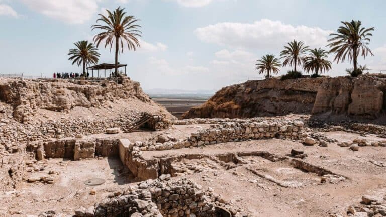 12 Historic Battlefields That Changed the World 2026