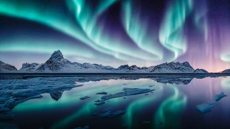 12 Epic Northern Lights Viewing Spots in the US