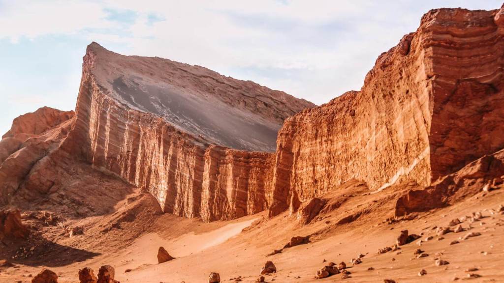 Extraordinary Desert Landscapes to Explore Valle de la Luna, Chile