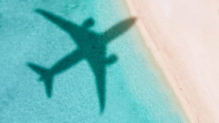 12 Biggest Money Mistakes You’re Probably Making on Every Trip
