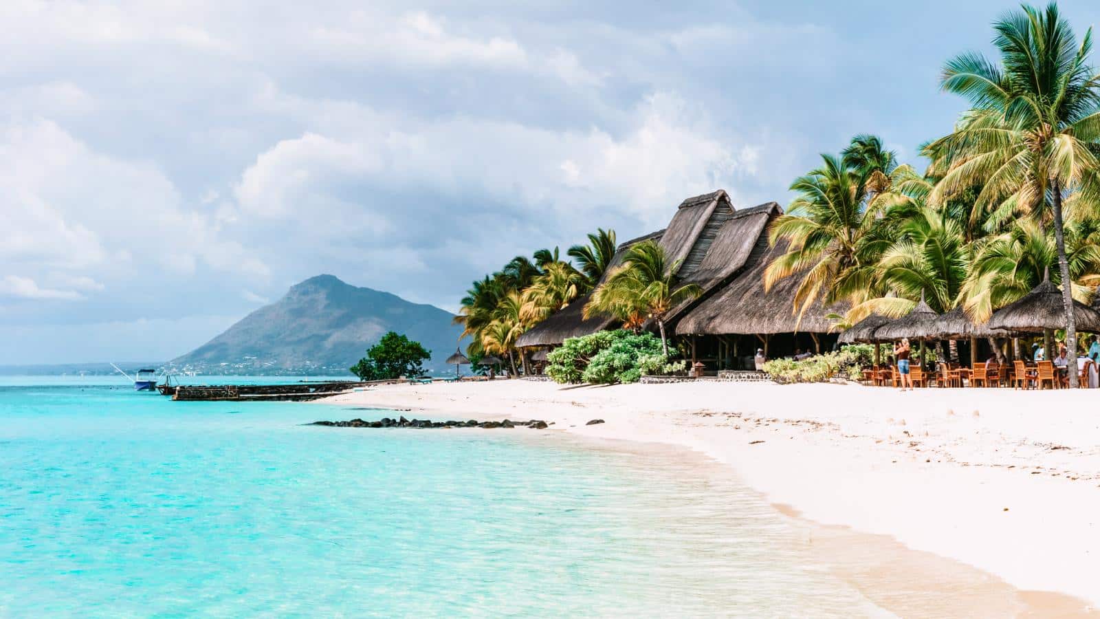 Destination Dupes Guaranteed To Save You Money Swap Bora Bora for Mauritius for a Luxurious Tropical Escape_© leoks_Shutterstock_521910223 Destination Dupes Guaranteed To Save You Money Swap Bora Bora for Mauritius for a Luxurious Tropical Escape