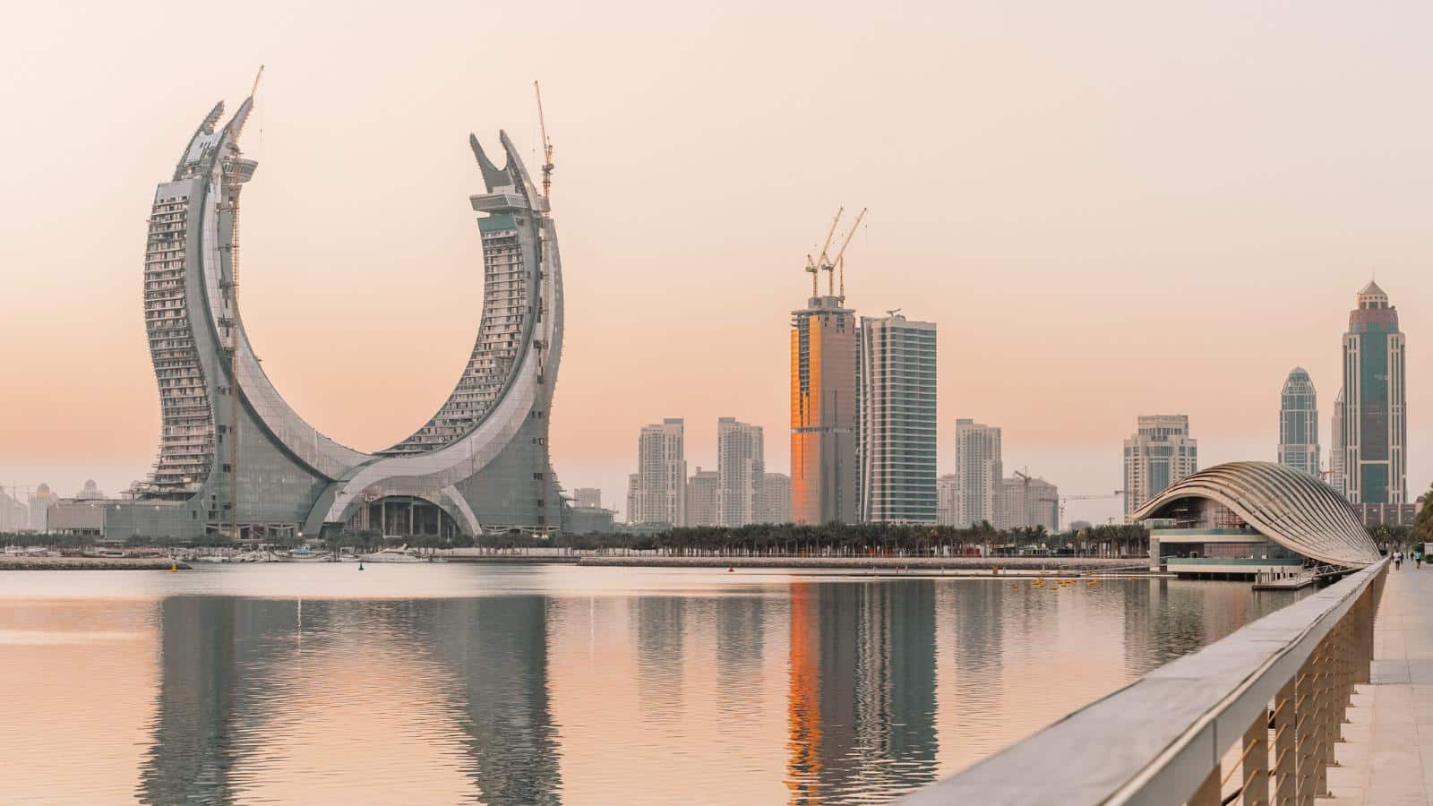 Destination Dupes Guaranteed To Save You Money Swap Tokyo for Doha for Modern Cosmopolitan Cities_© SLSK Photography_Shutterstock_2060515724 Destination Dupes Guaranteed To Save You Money Swap Tokyo for Doha for Modern Cosmopolitan Cities