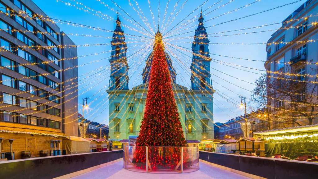European Destinations for Christmas Budapest, Hungary