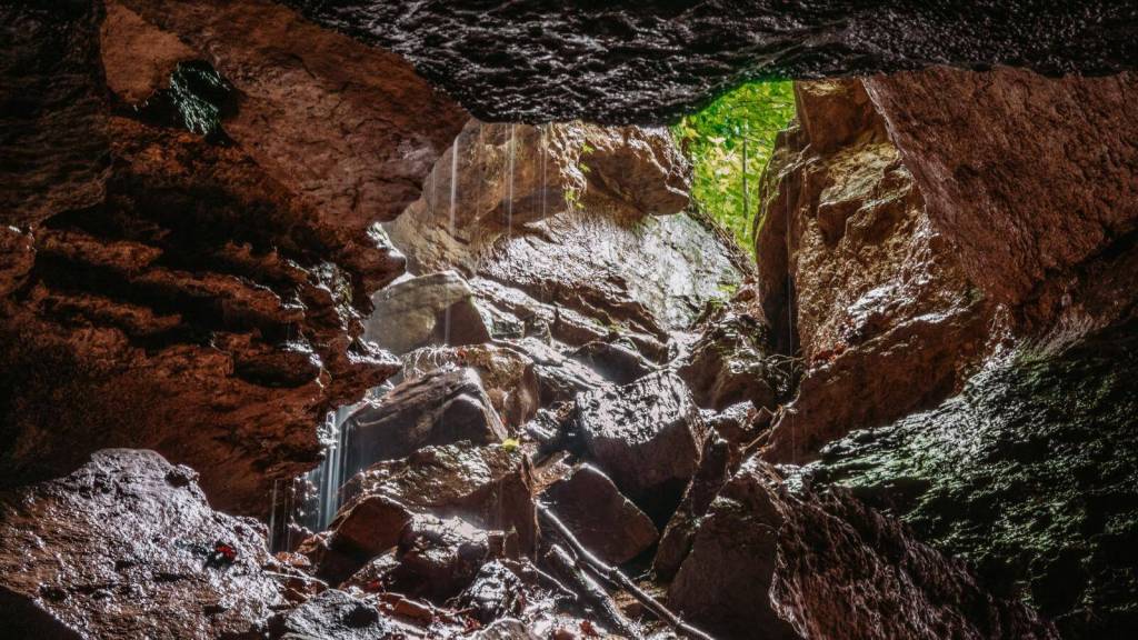 Mystical Caves Around the World Ellison’s Cave, Georgia, USA