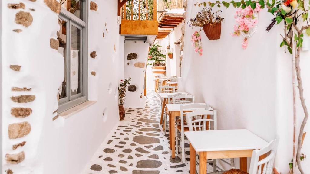 Unmissable Things To Do In Naxos Best Restaurants in Naxos