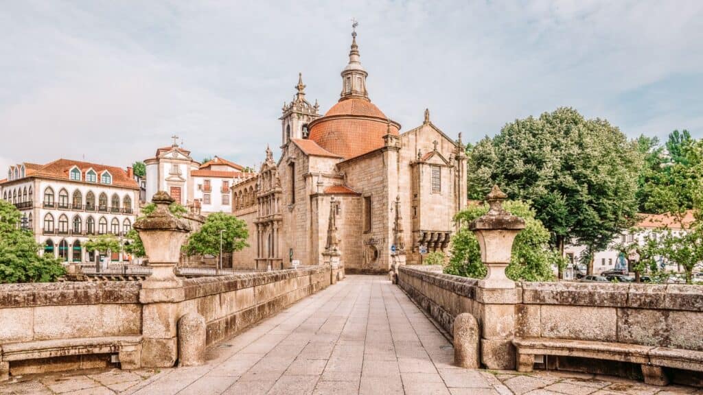 © milosk50 / Adobe Stock 12 Fairytale Villages in Portugal You Have To See To Believe Amarante
