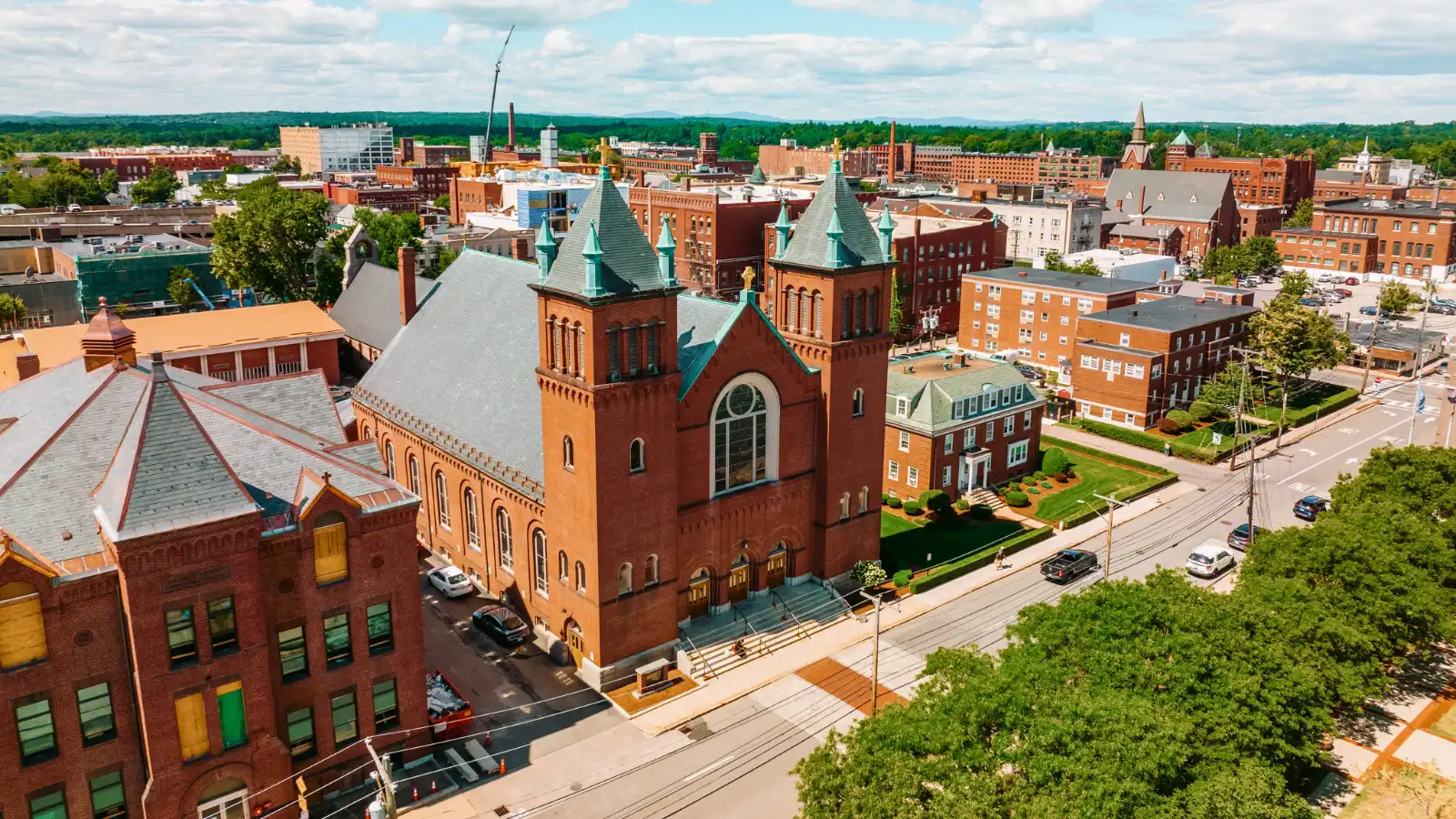 Cities in the US Nashua New Hampshire Wangkun Jia Adobe Stock Photo 587416704 - These 12 US Cities Are So Safe They Will Make You Want To Move There