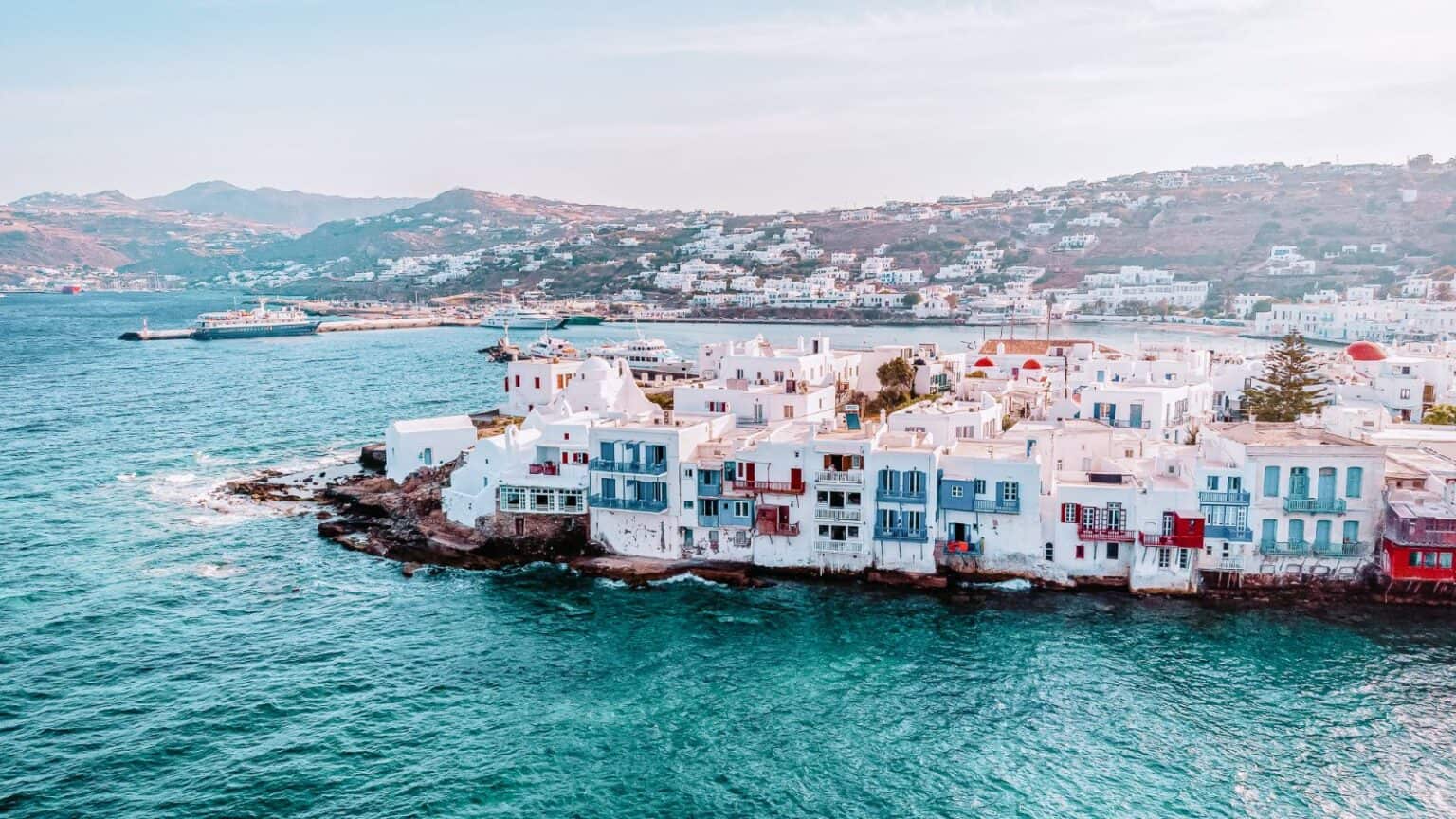 12-beautiful-places-on-the-greek-islands-overwhelmed-with-overtourism
