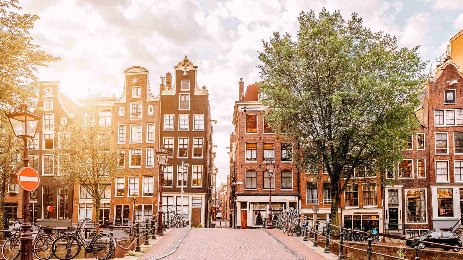 European Countries Ranked by Pickpocketing Risk_Red_Light_District_Netherlands_AdobeStock_169464335 European Countries Ranked by Pickpocketing Risk_Red Light District, Netherlands