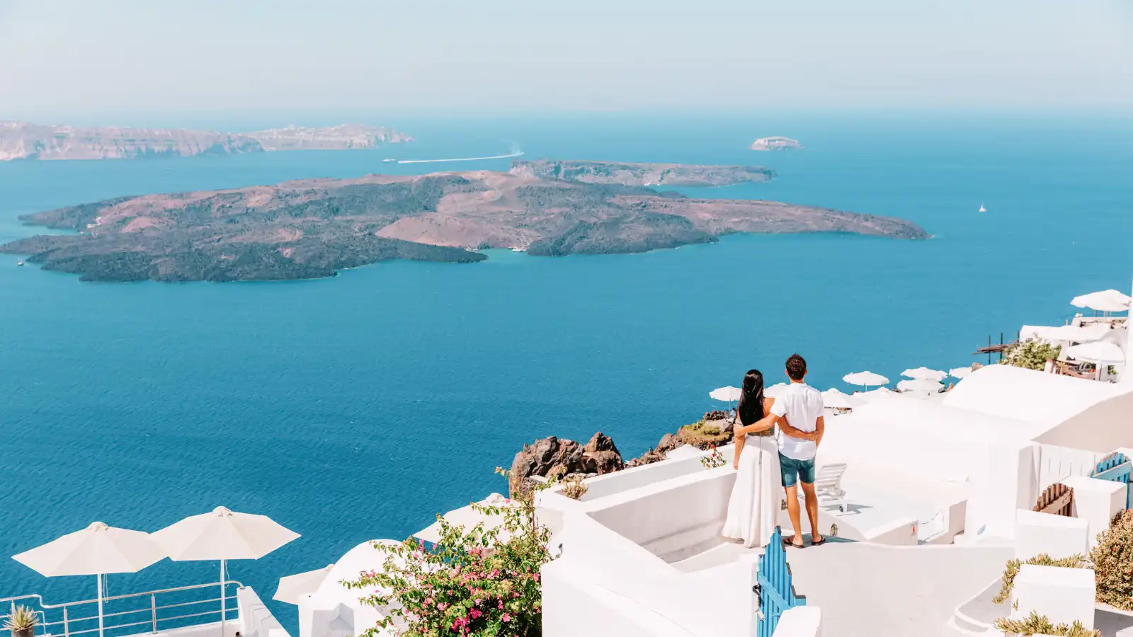 12 Most Romantic Honeymoon Destinations in the World Romantic Honeymoon Destinations in the World Santorini Greece © Zstock Adobe Stock 138025728 - 12 Most Romantic Honeymoon Destinations in the World