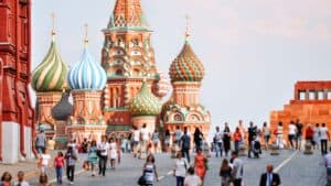 12 Notorious Scams Targeting Tourists in Europe You Should Know