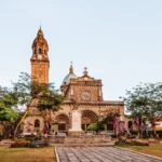 12 Least Walkable Cities in the World Manila, The Philippines_© Richie Chan_Shutterstock_2288459507 12 Least Walkable Cities in the World Where Walking Is More Challenging Than You Think