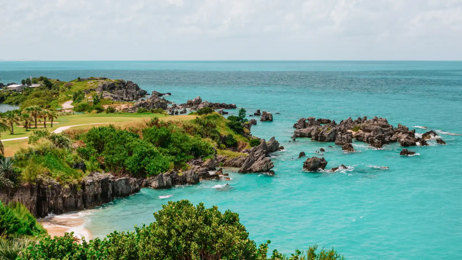 12 Top Summer Destinations in June for a Perfect Summer Getaway 12 Top Summer Destinations in June St. Georges Bermuda © Wangkun Jia Adobe Stock 654456130 - 12 Top Summer Destinations in June for a Perfect Summer Getaway