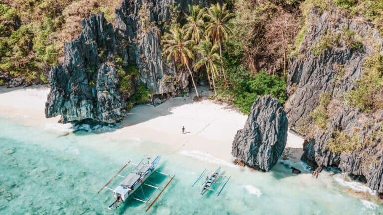Best Beaches in the World Entalula Beach, Philippines