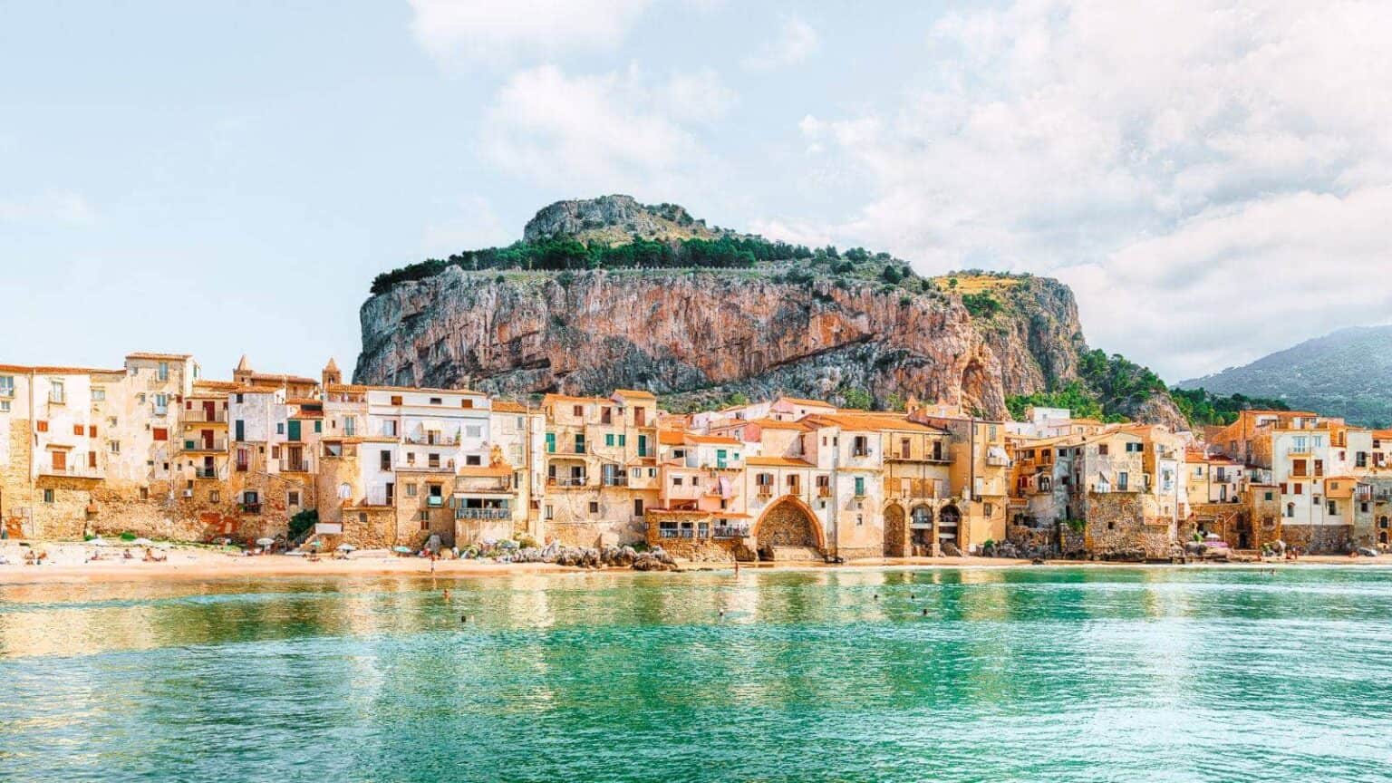 12 Budget Friendly Beach Destinations In Italy Where You Can Live The Dream 12-budget-friendly-beach-destinations-in-italy-where-you-can-live-the-dream