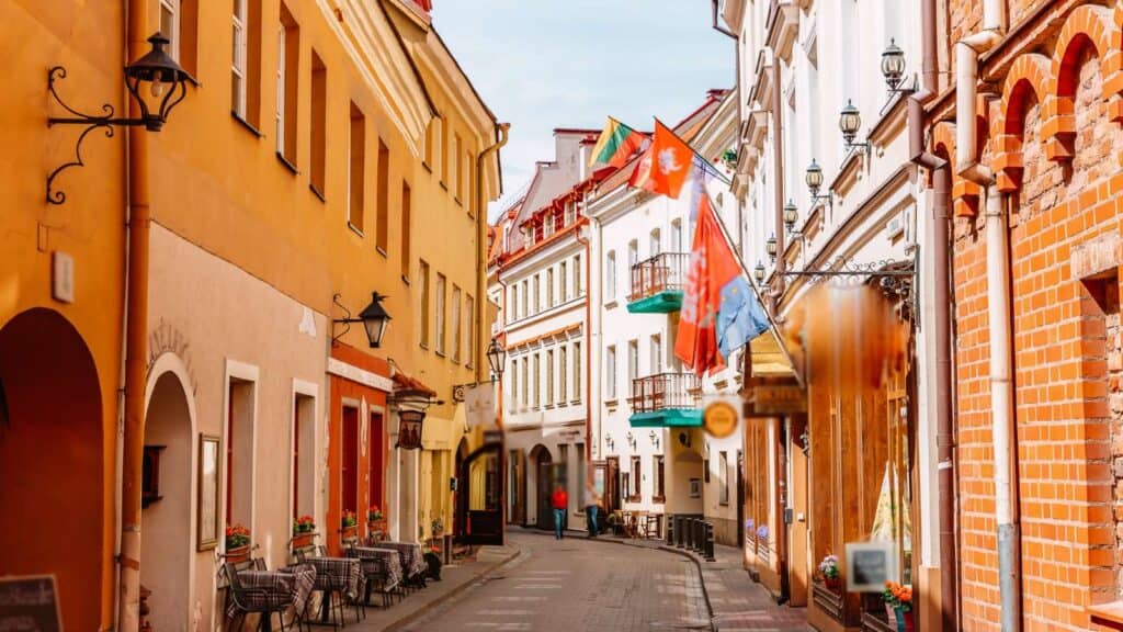 USA Cut From Top 20 World Happiness Report 2024 Lithuania