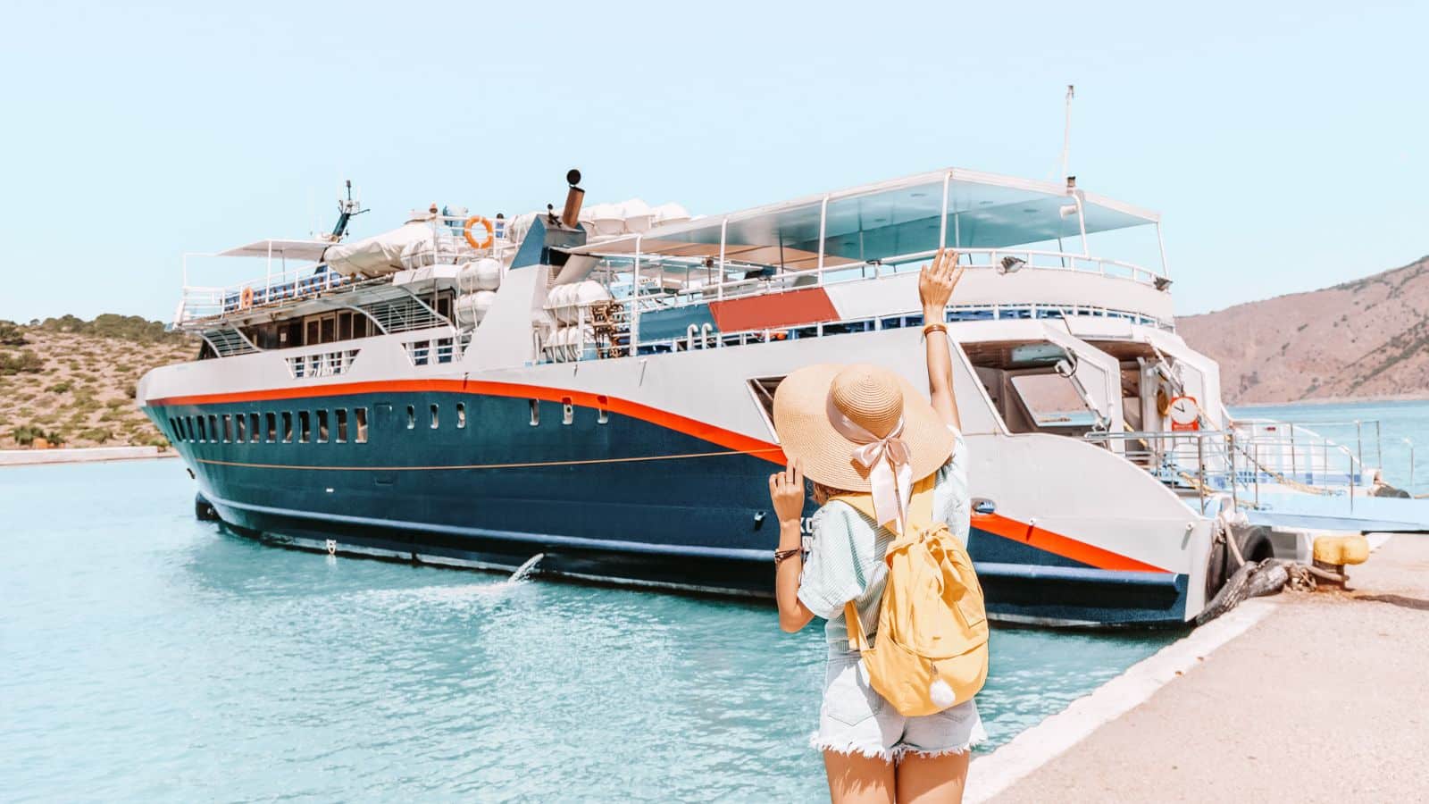 12 Things To Do Before Boarding a Ferry Arrive Early_© EdNurg_Adobe Stock_273127232 Things To Do Before Boarding a Ferry Arrive Early