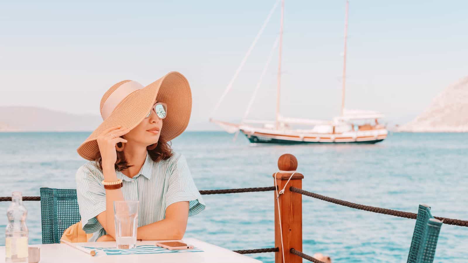 12 Essential Things To Do Before Boarding a Ferry for Smooth Sailing 12 Things To Do Before Boarding a Ferry Purchase Your Snacks © EdNurg Adobe Stock 273128636 - 12 Essential Things To Do Before Boarding a Ferry for Smooth Sailing