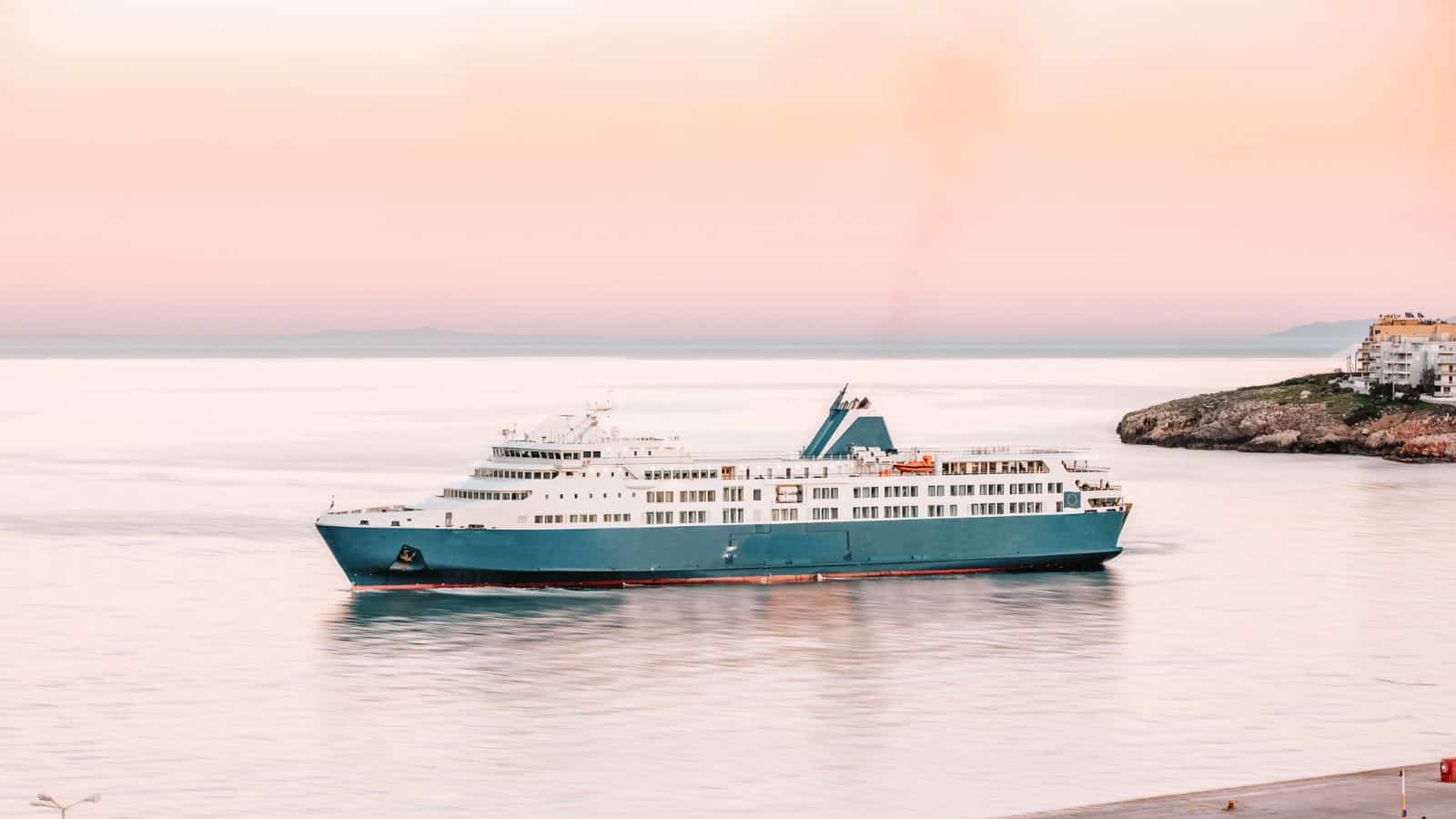 12 Essential Things To Do Before Boarding a Ferry for Smooth Sailing 12 Things To Do Before Boarding a Ferry Take Sea Sickness Tablets © Stratos Giannikos Adobe Stock 331907327 - 12 Essential Things To Do Before Boarding a Ferry for Smooth Sailing