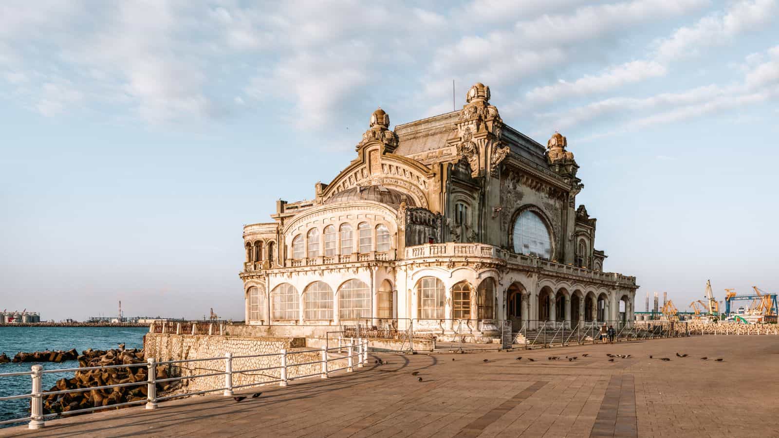 Places in Europe Where You Can Live for Less Than $500 a Month_Constanța, Romania_© Multipedia_Adobe Stock_296502838 Places in Europe Where You Can Live for Less Than $500 a Month_Constanța, Romania