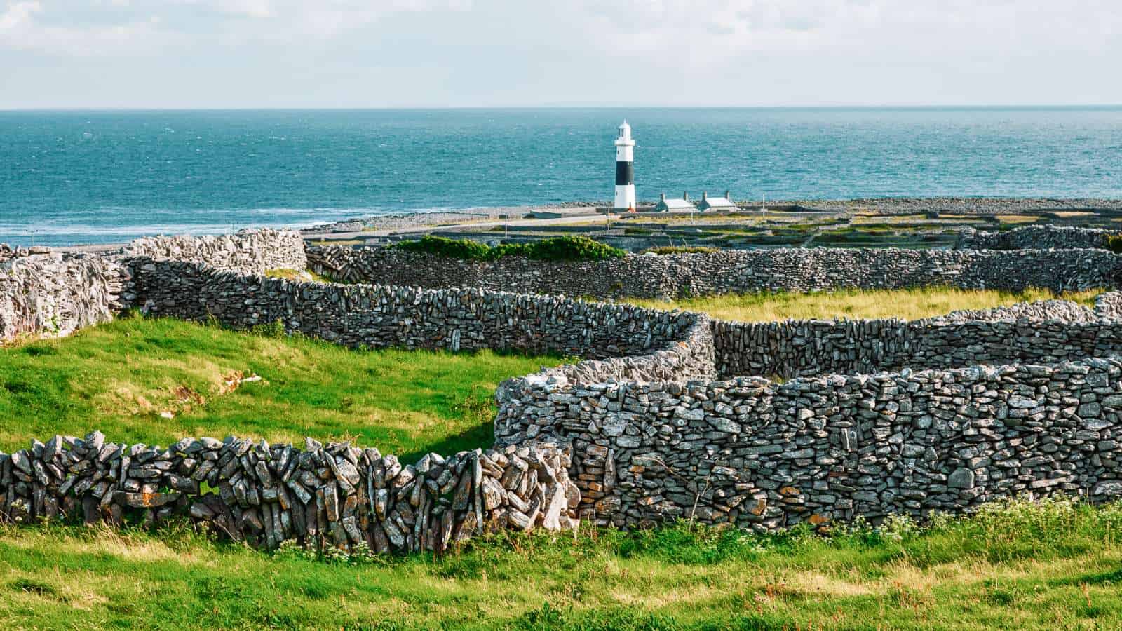 Places in the World That Pay You To Live Ireland Oirr, Aran Islands, Galway County Places in the World That Pay You To Live Ireland Oirr, Aran Islands, Galway County