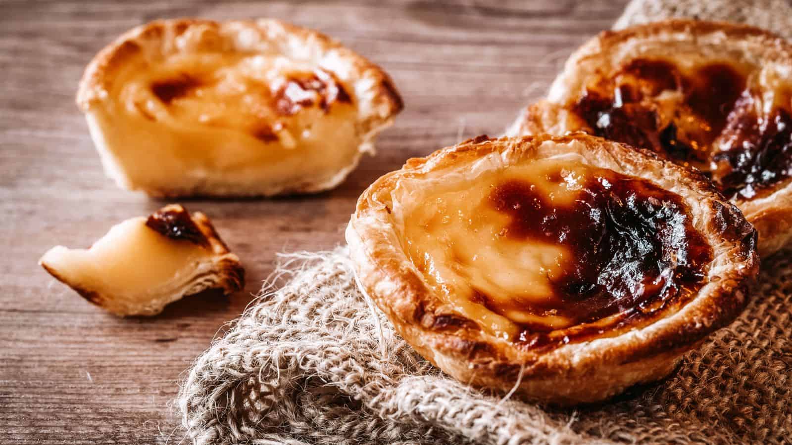 Portuguese Dishes_Pastel de Nata, Lisbon_© Sabino.parente_Adobe Stock_76007489 Portuguese Dishes Pastel de Nata Lisbon