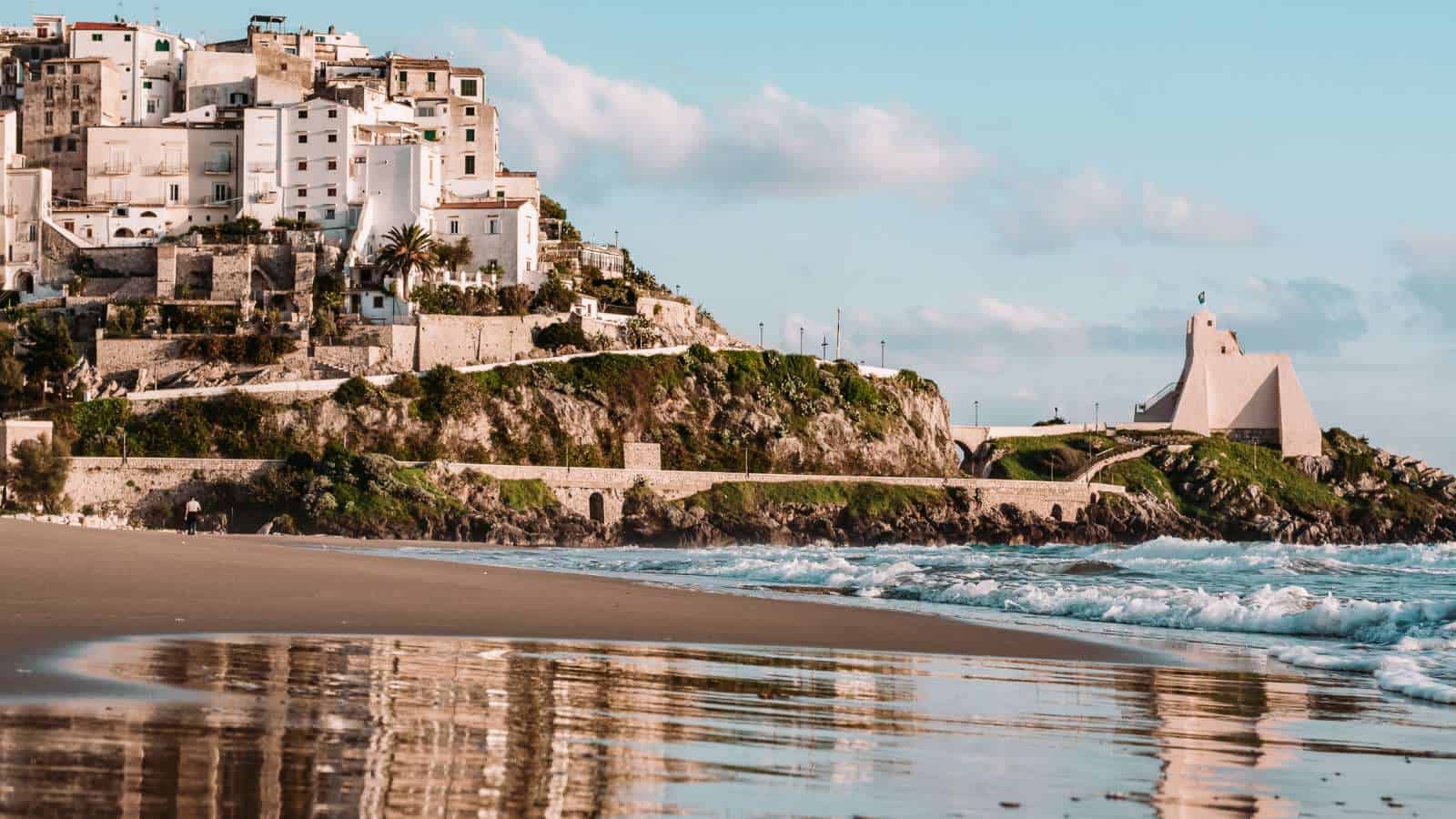 Small Towns in Italy for an Affordable Getaway_Sperlonga, Latina