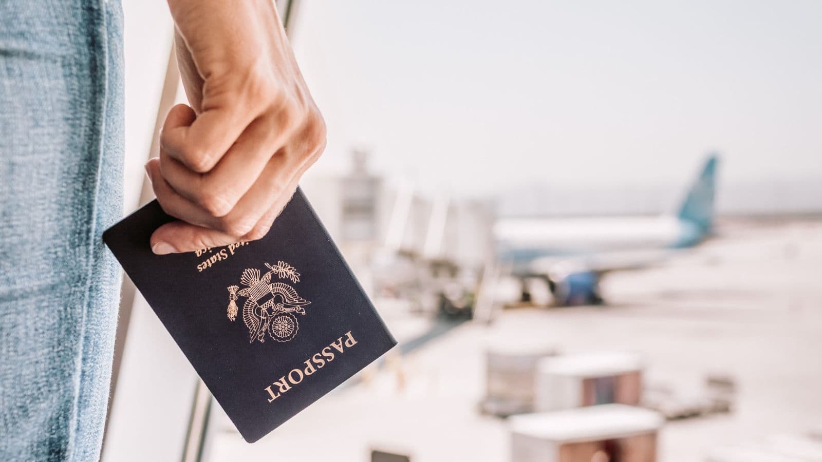 Top 10 Most Powerful Passports in the World_United States (186 destinations)_© Kieferpix_Adobe Stock_257988664 The Top 10 Most Powerful Passports in the World, According to Experts