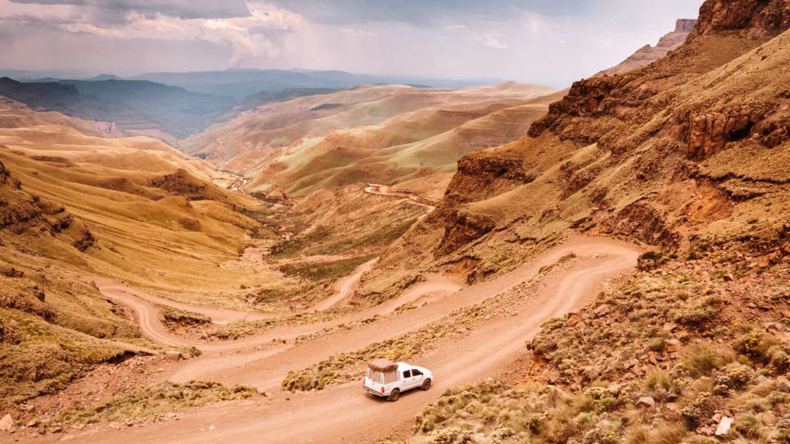 12 Weirdest Borders in the World That’ll Make You Question Geography