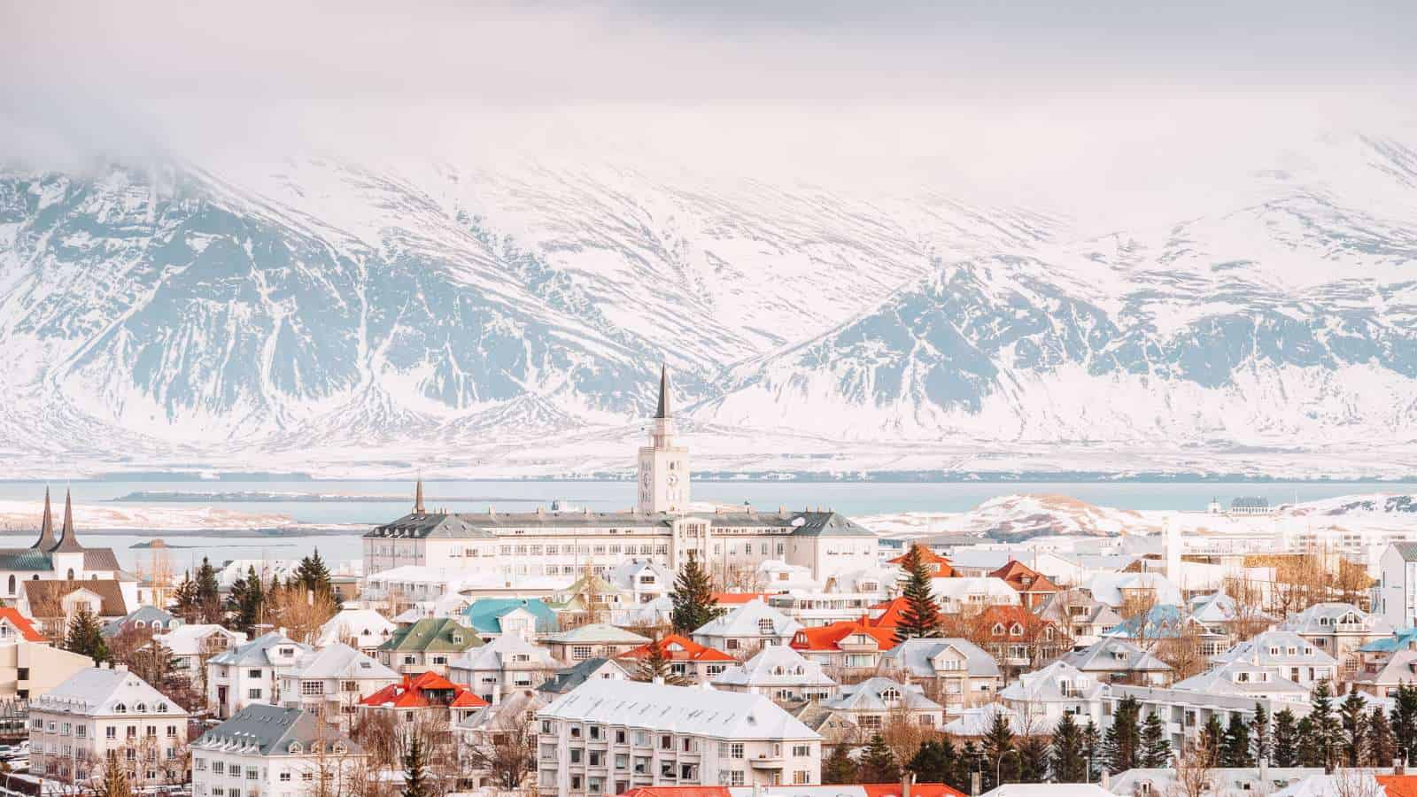 12 Snowiest Cities in the World Reykjavik, Iceland_© patpong_Adobe Stock_367058467 12 Snowiest Cities in the World Reykjavik, Iceland