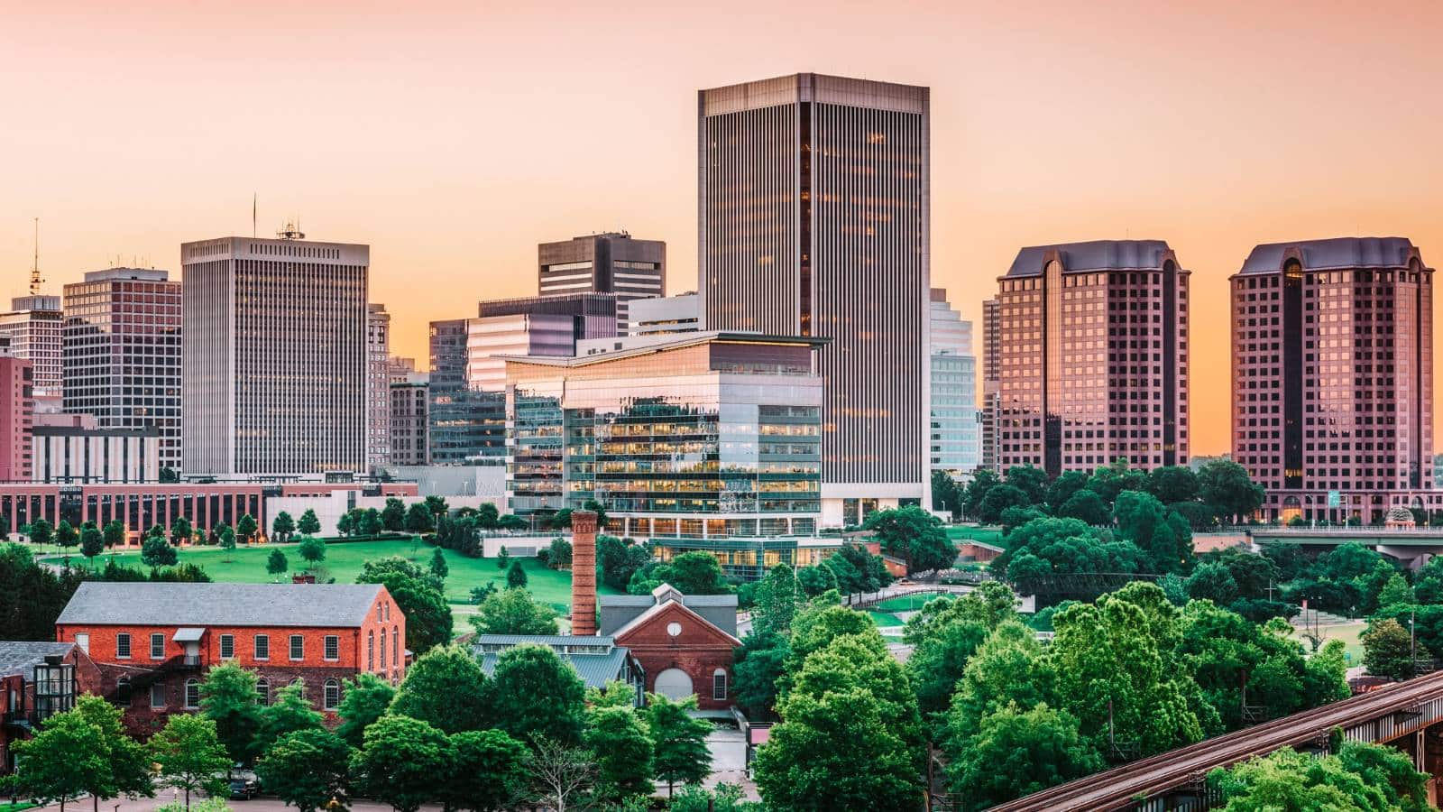 Cheap Weekend Getaways in the US_Richmond, Virginia_© Kovacs_Adobe Stock_395702998 12 Cheap Weekend Getaways in the US